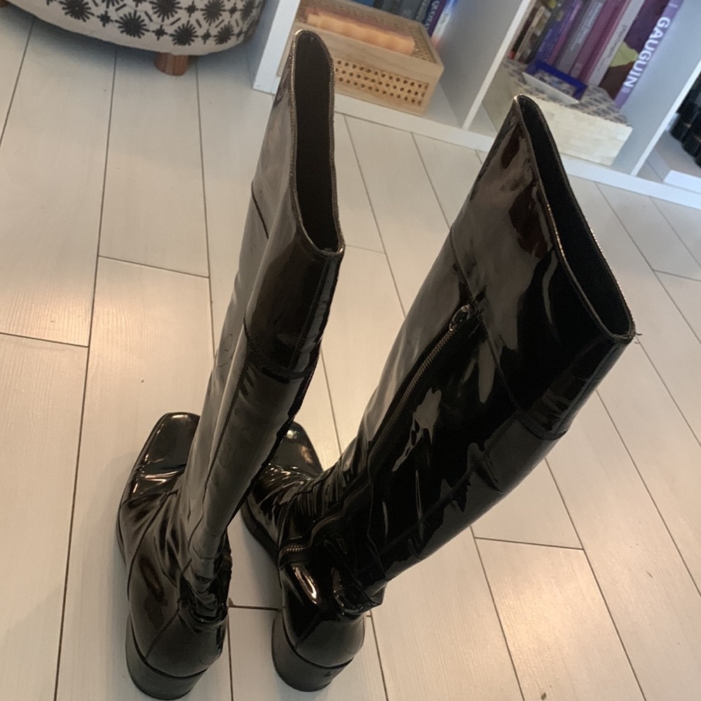 BALENCIAGA Black patent leather knee-high zip-up boots, size 38. Good condition - Picture 5 of 5